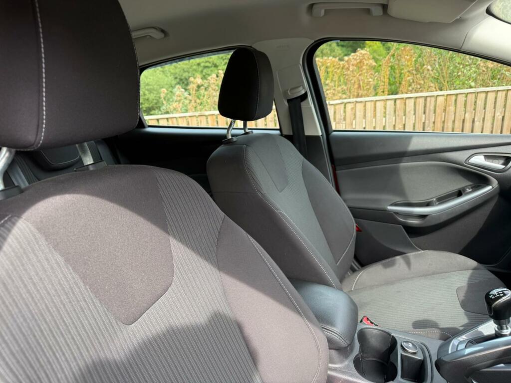 Ford Focus 1.6 Tdci Titanium Estate Euro 5 Grey #28