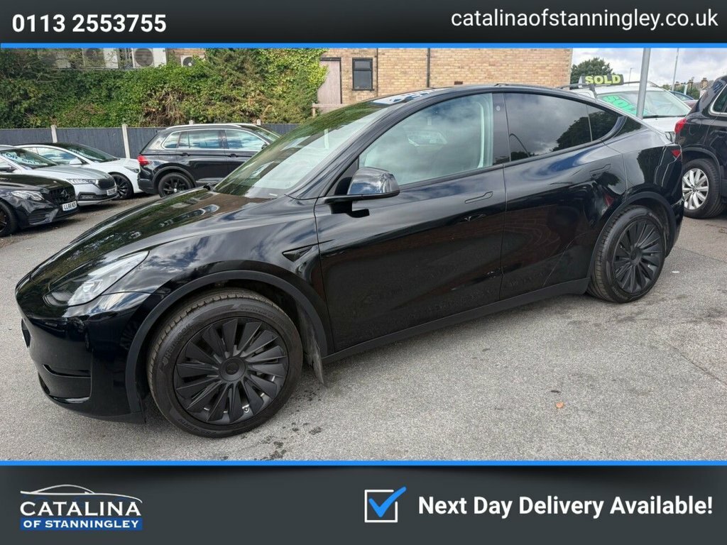 Tesla Model Y Suv MA23ZZV Black #3