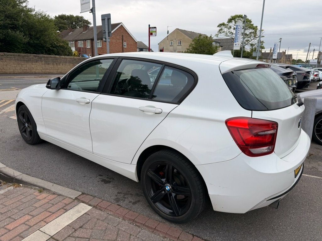 BMW 1 Series 1.6L Sport White #6