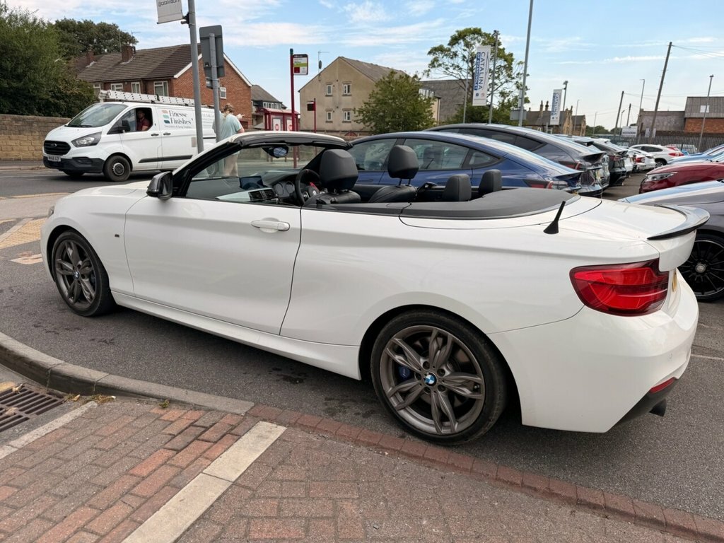 BMW 2 Series 3L Null White #6