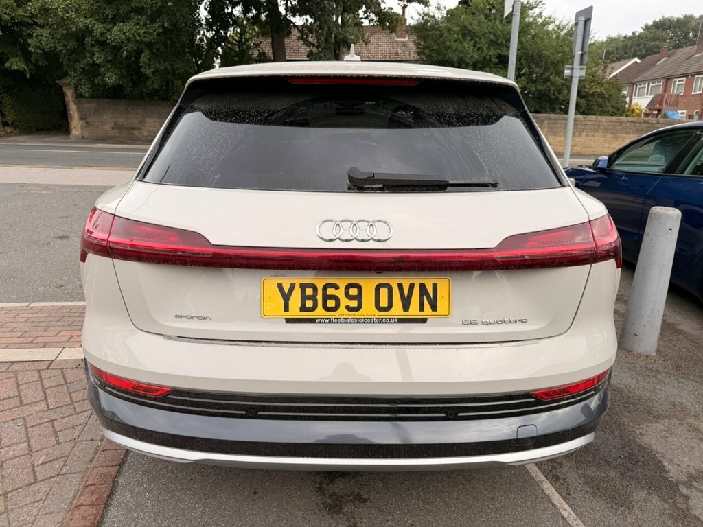 Audi E-tron E-tron 55 Quattro Beige #2