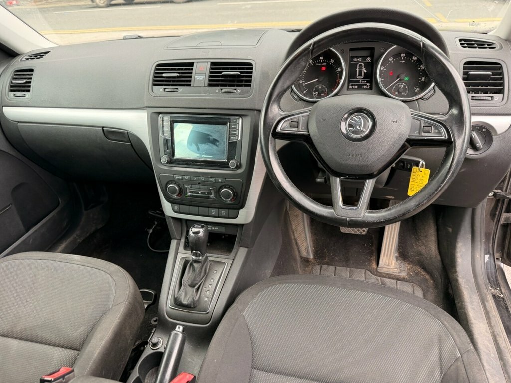Skoda Yeti 1.2L Se Black #4