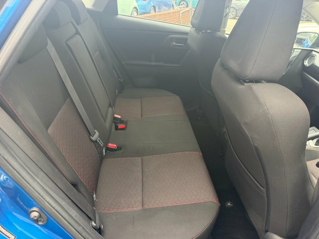 Toyota Auris Excel Vvt-i Only 8,250  #21
