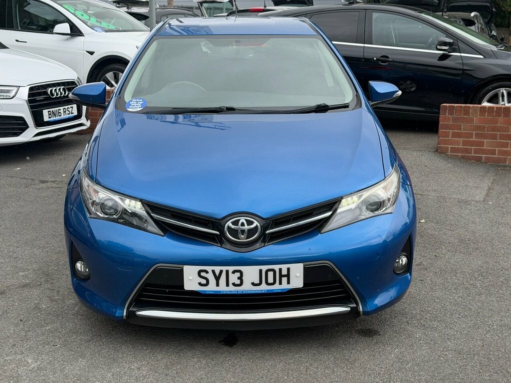 Toyota Auris 1.6L Sport Blue #2