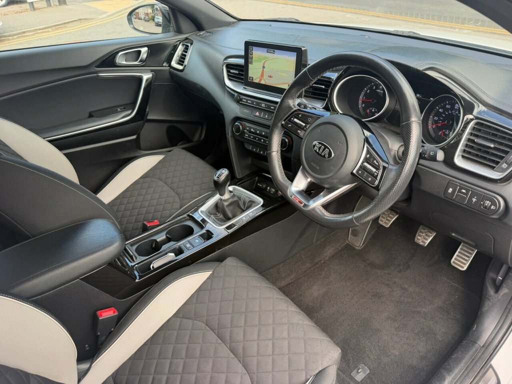 Kia Proceed 1.4 T Gdi Gt Line Shooting Brake Black #9