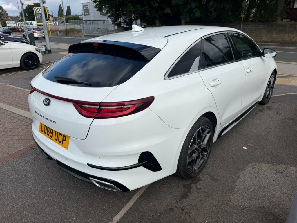 Kia Proceed 1.4 T Gdi Gt Line Shooting Brake Black #8