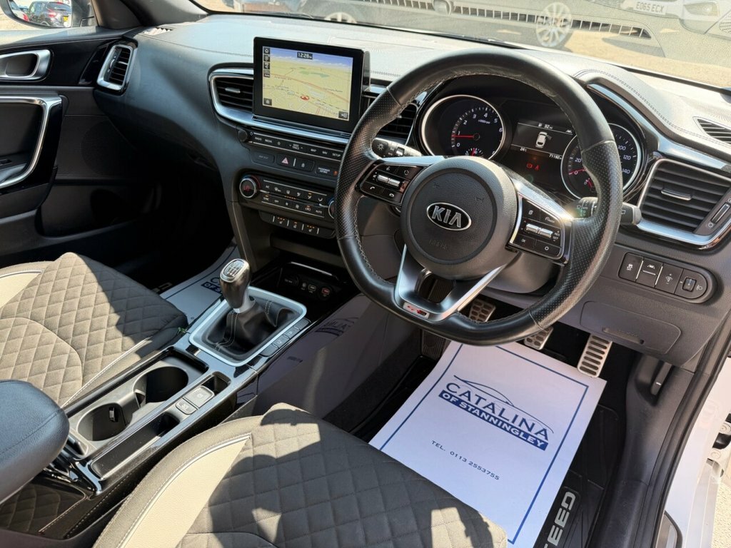 Kia Proceed 1.4L Gt-line White #4