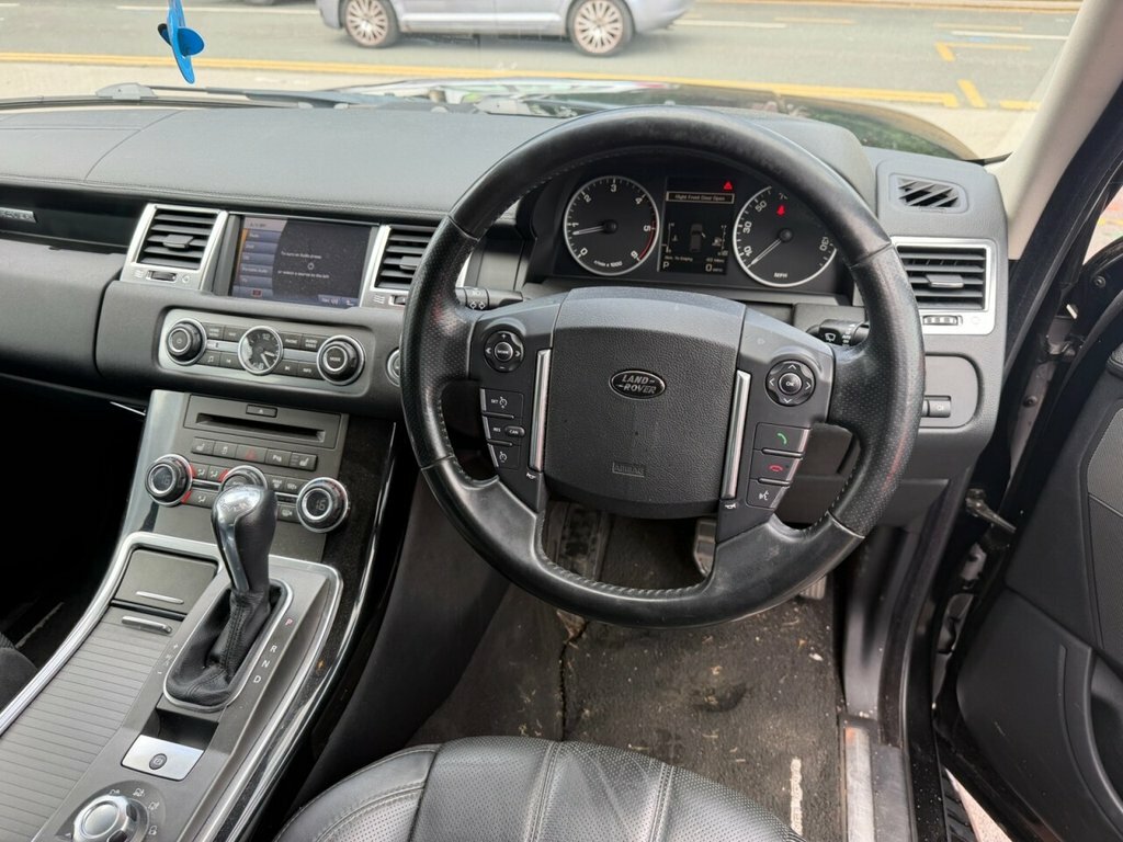 Land Rover Range Rover Sport 3L Hse Black #4