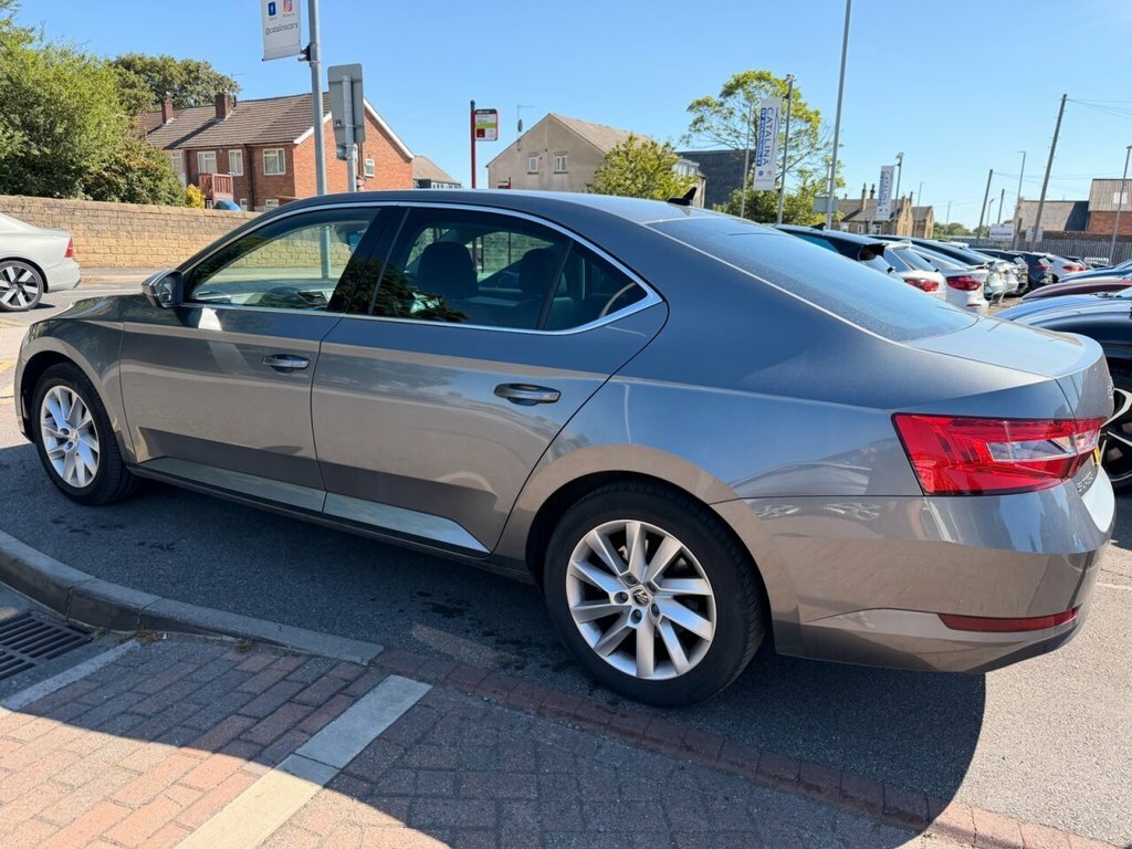 Skoda Superb 2L Se Technology Grey #6