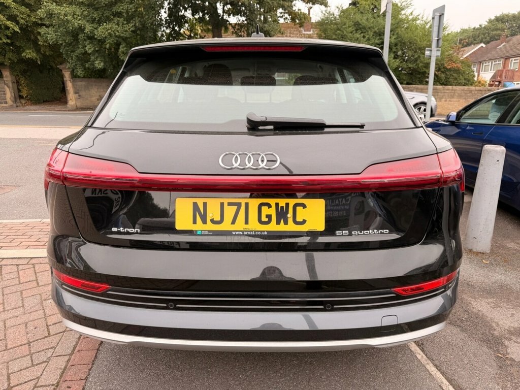 Audi E-tron Suv NJ71GWC Black #6