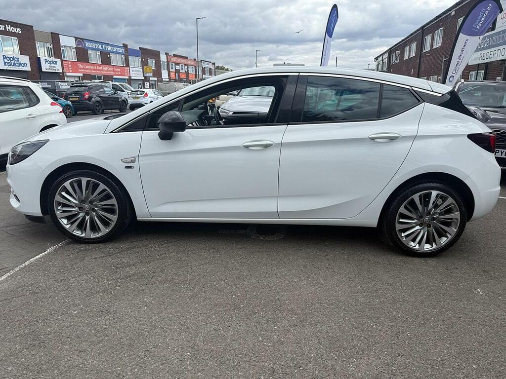 Vauxhall Astra 1.2 Turbo Griffin Edition Hatchback Man White #4