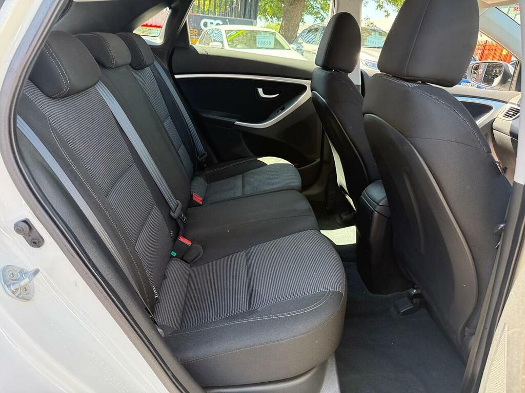 Hyundai I30 1.6 Crdi Style Euro 5 Silver #45