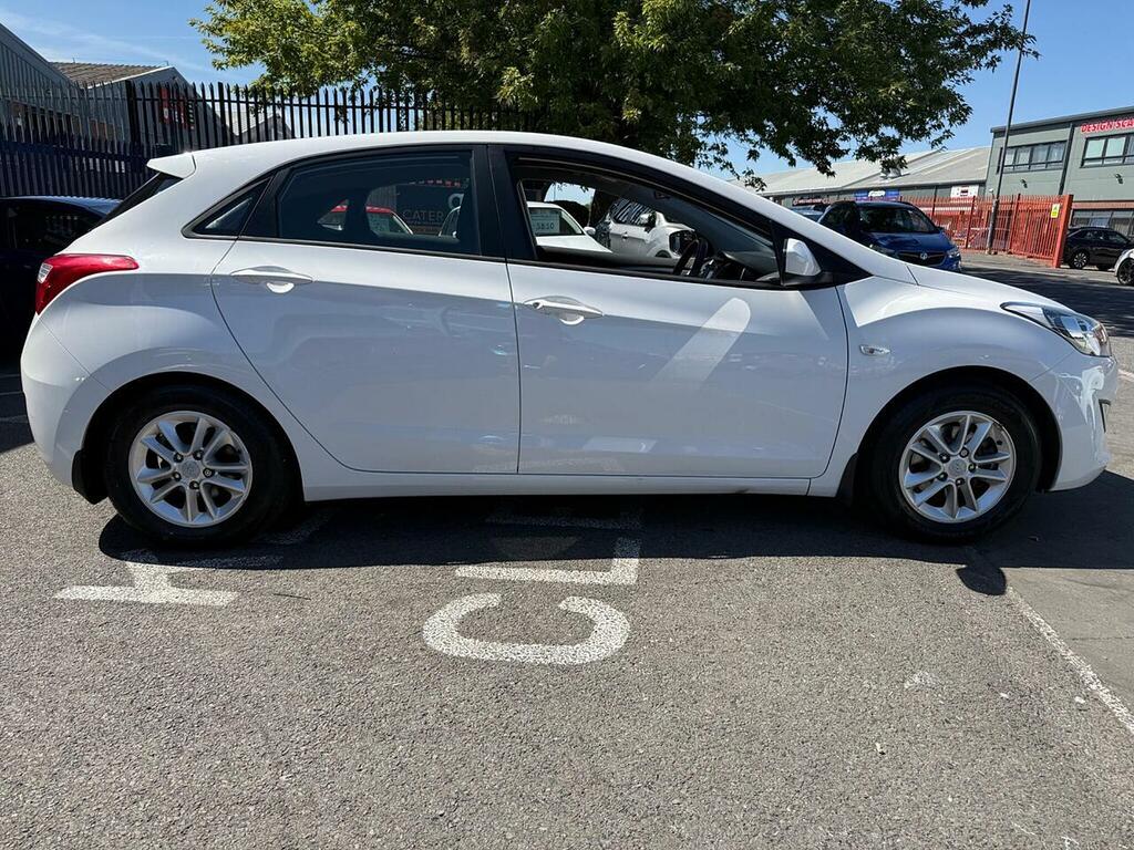 Hyundai I30 1.6 Crdi Style Euro 5 Silver #16