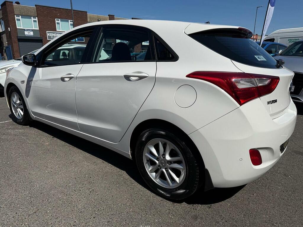 Hyundai I30 1.6 Crdi Style Euro 5 Silver #10