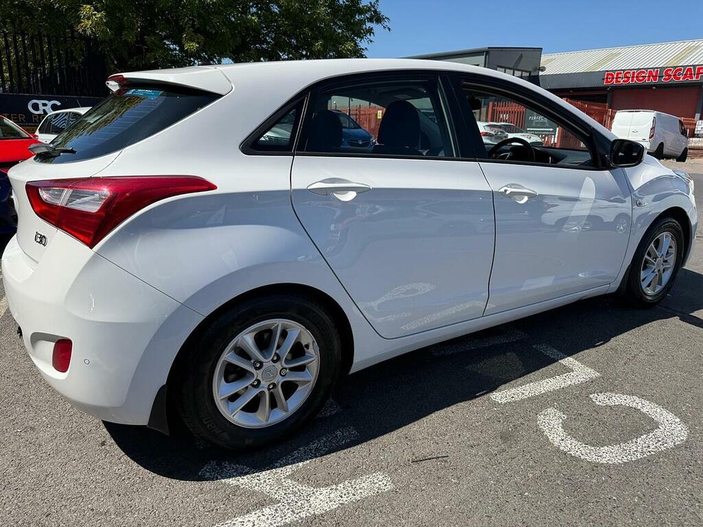Hyundai I30 1.6 Crdi Style Euro 5 Silver #11