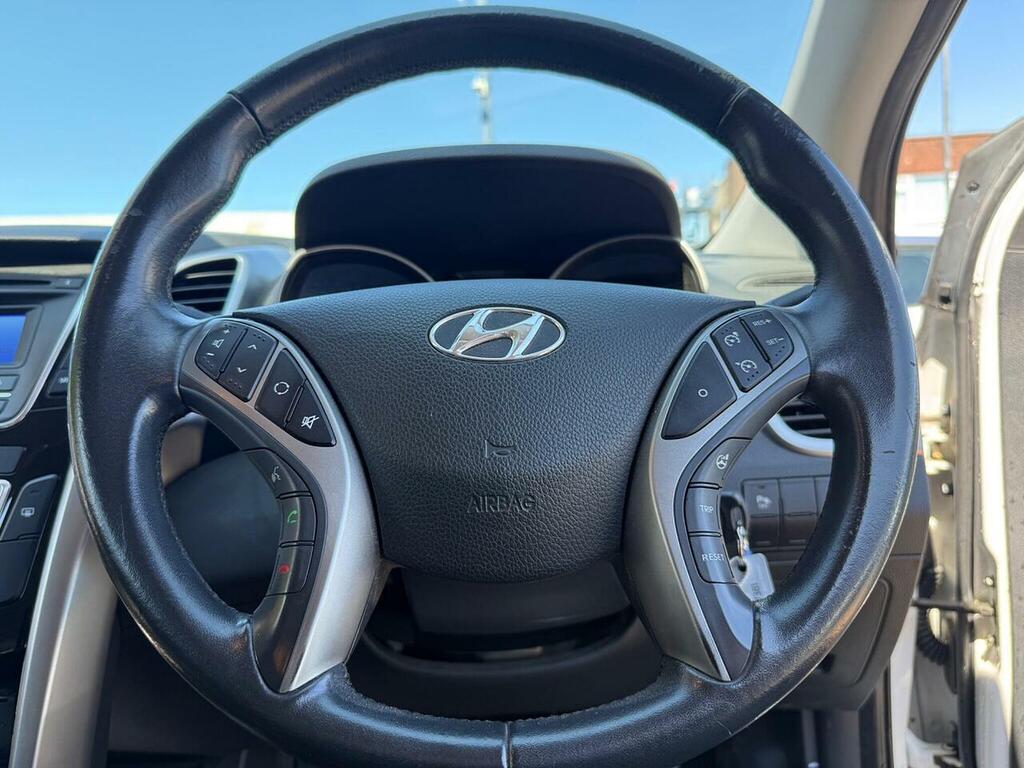 Hyundai I30 1.6 Crdi Style Euro 5 Silver #25