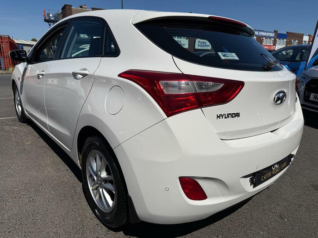 Hyundai I30 1.6 Crdi Style Euro 5 Silver #9