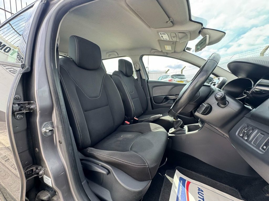 Renault Clio 0.9 Tce Dynamique S Medianav Euro 5 Ss  #32