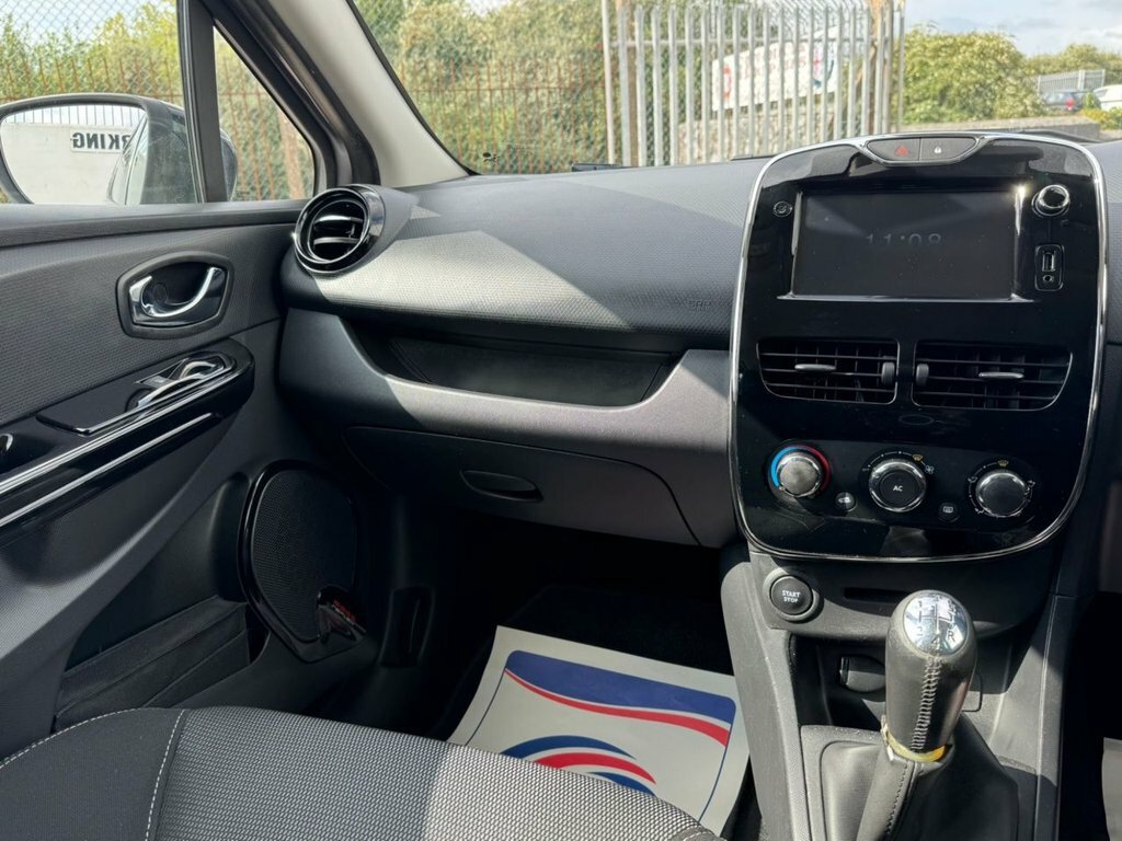 Renault Clio 0.9 Tce Dynamique S Medianav Euro 5 Ss  #25