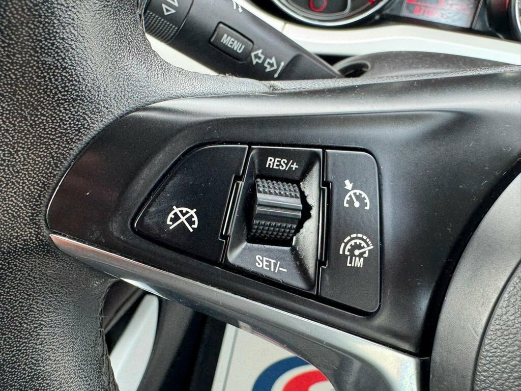 Vauxhall Adam 1.4 16V Rocks Air Euro 5 #32