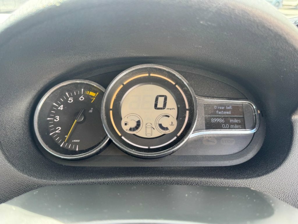 Renault Megane 1.6 16V Dynamique Tomtom Sport Tourer Euro 5 White #46