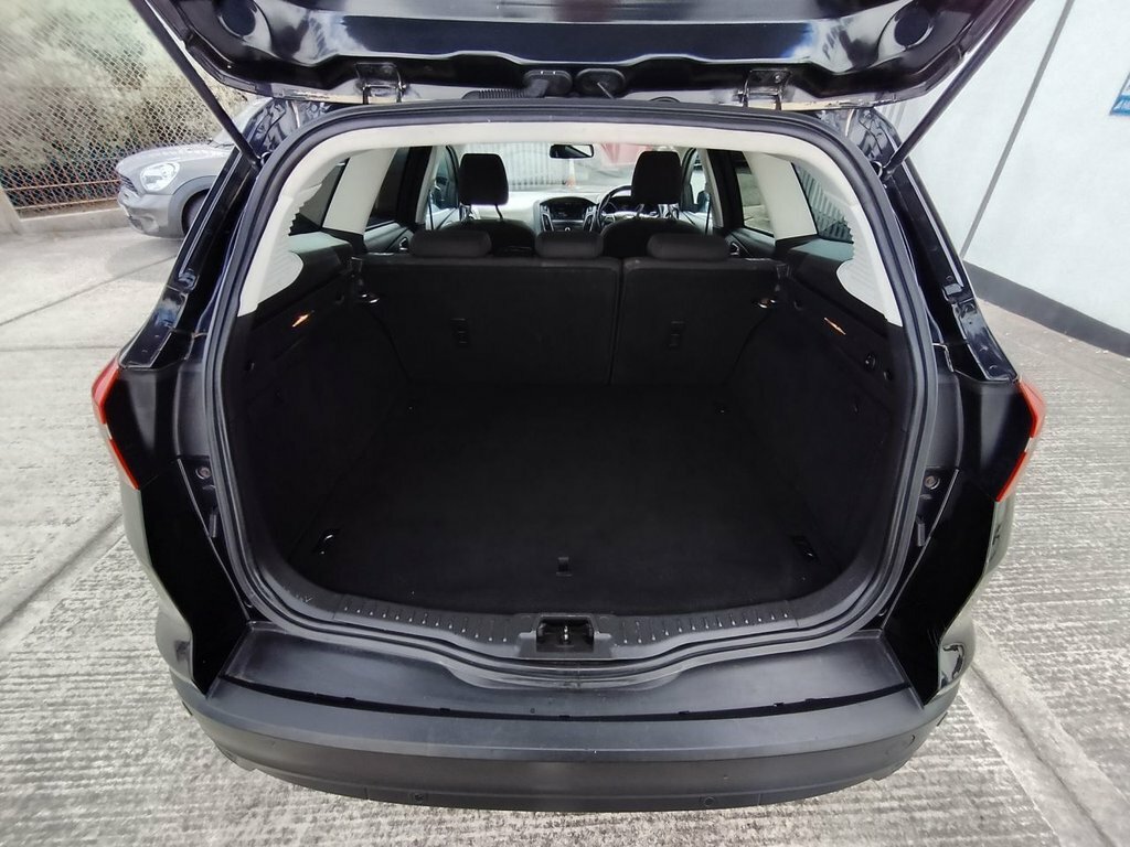 Ford Focus 1.6L Titanium Black #5