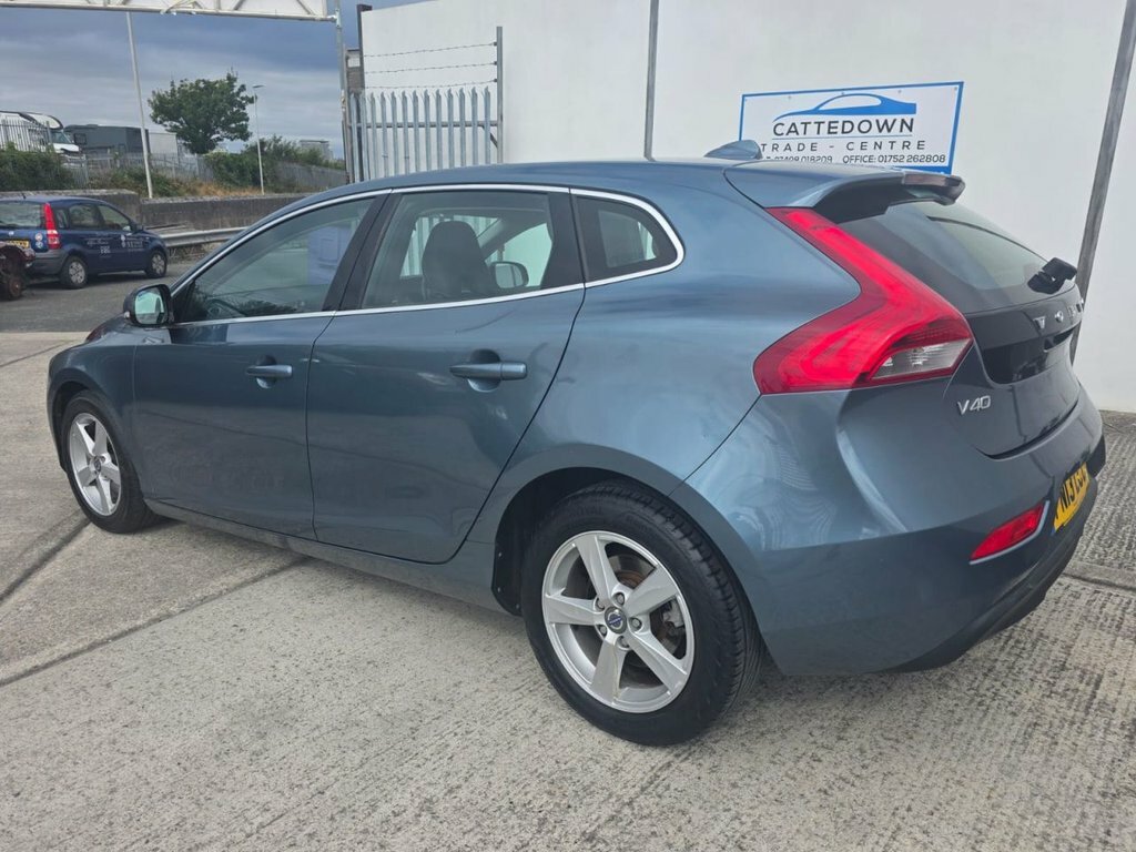 Volvo V40 1.6L Se Blue #3