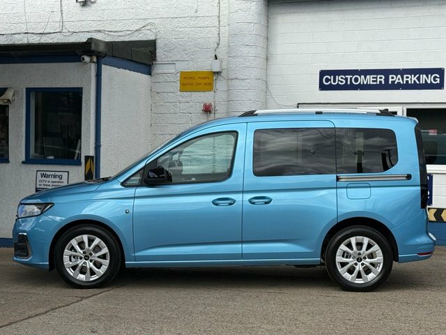 Ford Tourneo Connect 2.0 Ecoblue Titanium Mpv Dct Euro 6 S Blue #3