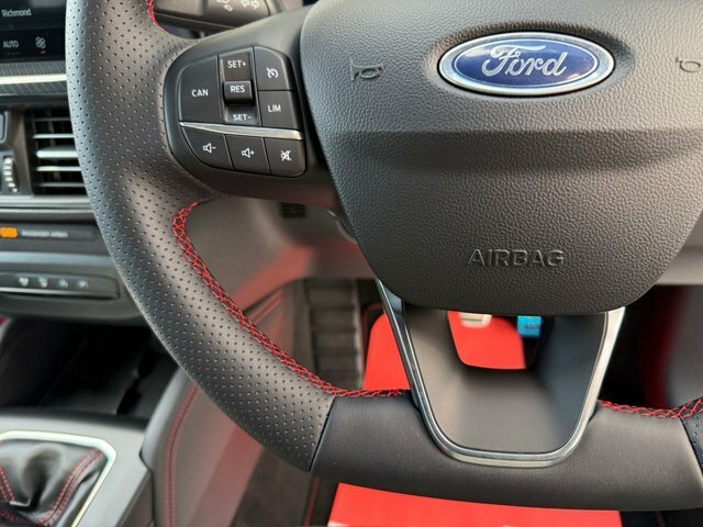 Ford Focus 1.0T Ecoboost Mhev St-line Estate Hybri Black #63