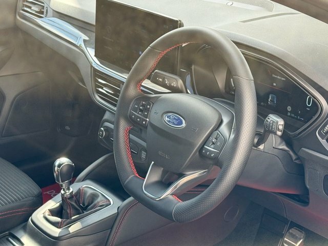 Ford Focus 1.0T Ecoboost Mhev St-line Estate Hybri Black #60