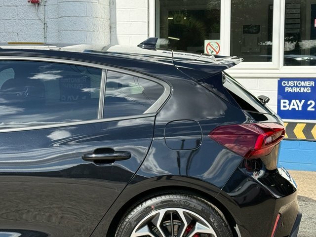 Ford Focus 1.0T Ecoboost Mhev St-line Estate Hybri Black #25
