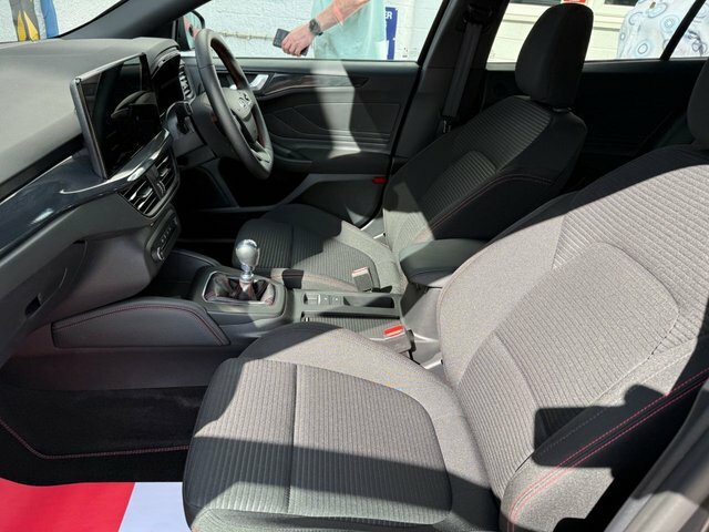 Ford Focus 1.0T Ecoboost Mhev St-line Estate Hybri Black #52