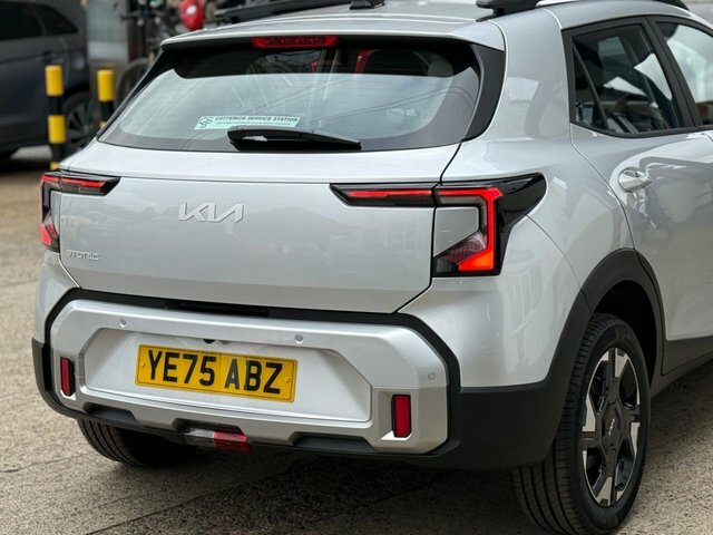 Kia Stonic 1.0 T-gdi Mhev Gt-line Suv Hybrid Manua Grey #37
