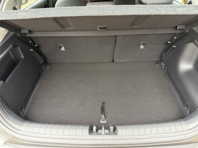 Kia Stonic 1.0 T-gdi Mhev Gt-line Suv Hybrid Manua Grey #39