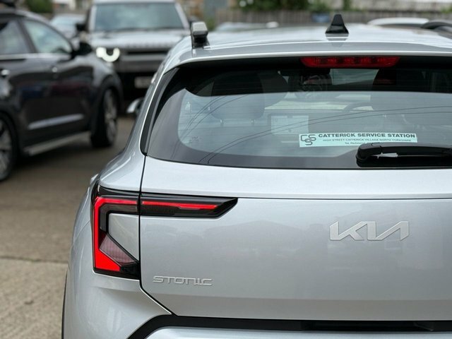 Kia Stonic 1.0 T-gdi Mhev Gt-line Suv Hybrid Manua Grey #30