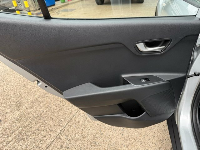Kia Stonic 1.0 T-gdi Mhev Gt-line Suv Hybrid Manua Grey #47