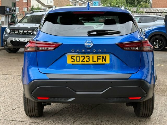 Nissan Qashqai 1.3 Dig-t Mhev Acenta Premium Suv Hybri Blue #5