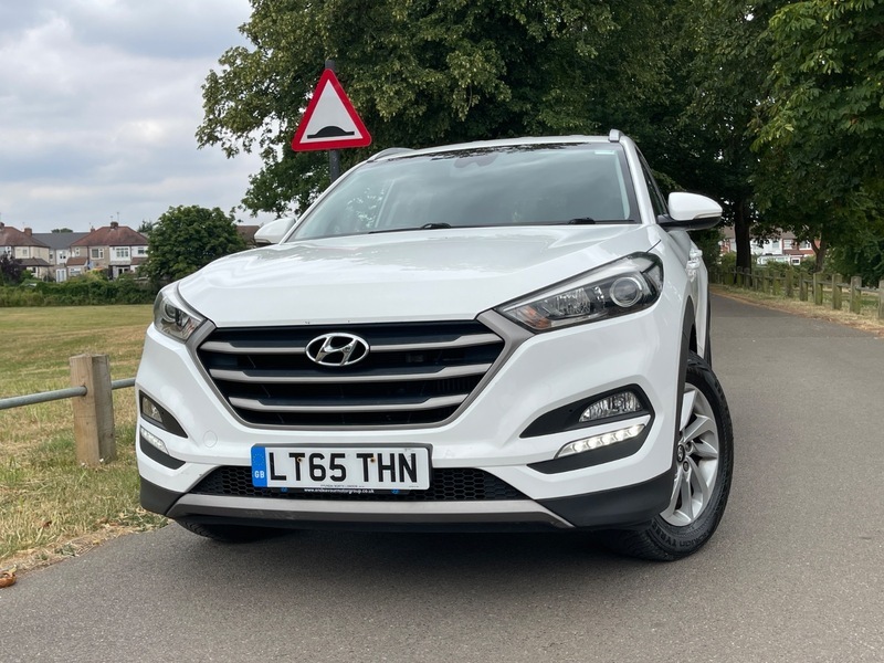 Hyundai Tucson Crdi Se Blue Drive White #3