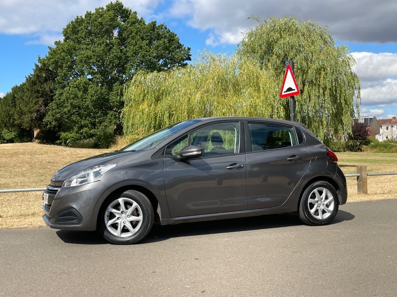 Peugeot 208 Ss Gt Line White #6