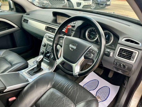 Volvo XC70 2.4 D5 Se Gold #4