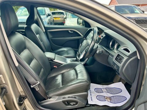 Volvo XC70 2.4 D5 Se Gold #3