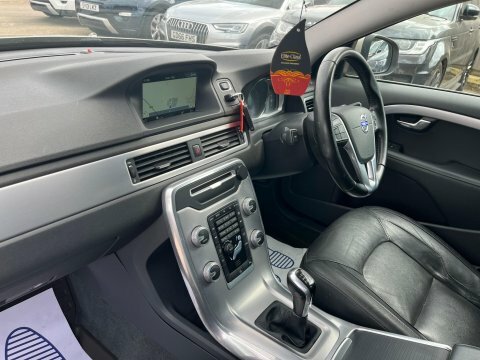 Volvo V70 D5 215 Se Nav Geartronic Red #11