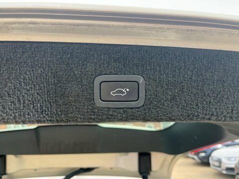 Volvo V70 D5 215 Se Nav Geartronic Red #16