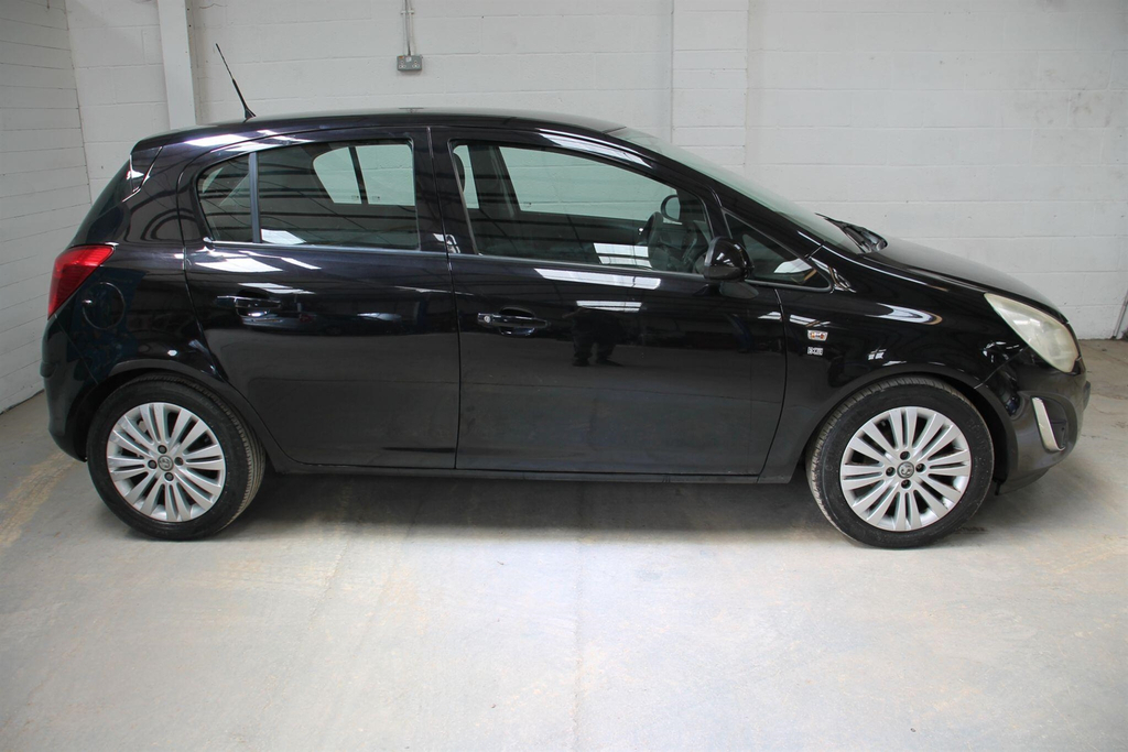 Vauxhall Corsa 1.2 16V Excite Euro 5 Ac Black #2
