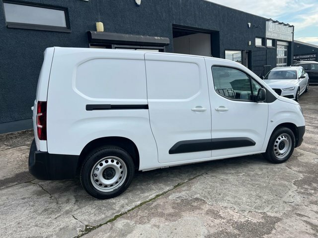 Vauxhall Combo 2021 1.5 Turbo D 2300 Edition Panel Van White #3