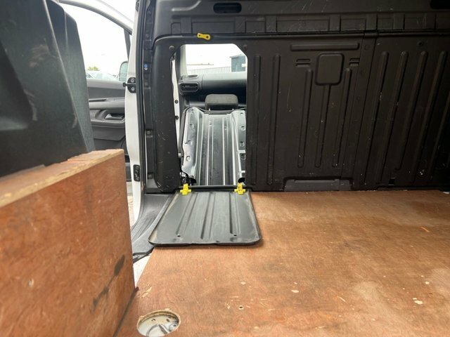Peugeot Partner Bluehdi Professional L1 Grey #13