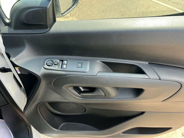 Peugeot Partner 1.5 Bluehdi Professional L1 101 Bhp With Air Con, White #23