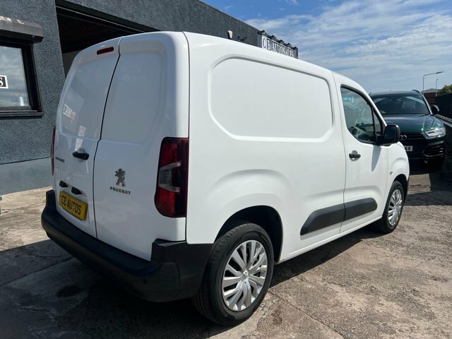 Peugeot Partner 2020 1.5 Bluehdi 1000 Professional Standard Panel White #4
