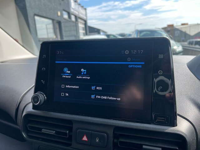 Peugeot Partner 1.5 Bluehdi Professional L1 101 Bhp With Air Con, White #36