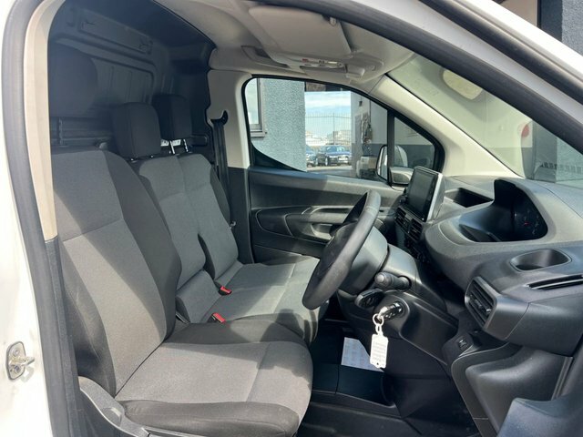Peugeot Partner 1.5 Bluehdi Professional L1 101 Bhp With Air Con, White #21